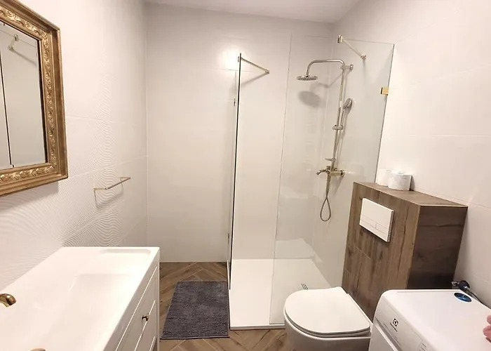 Jaracza 28/15 * Słupsk